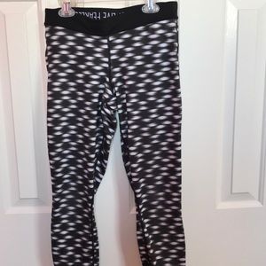 Nike cropped leggings